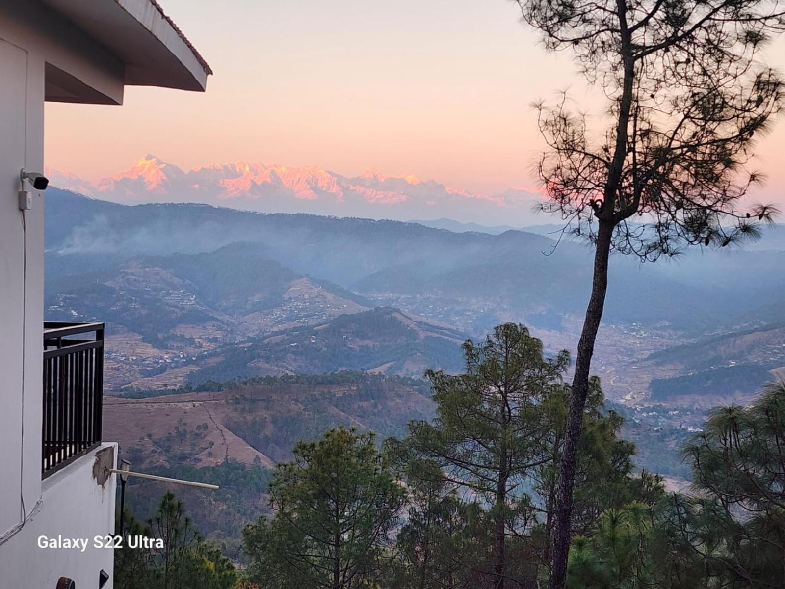 Nandini Cottage, A Premium Boutique Homestay Ranikhet Ngoại thất bức ảnh
