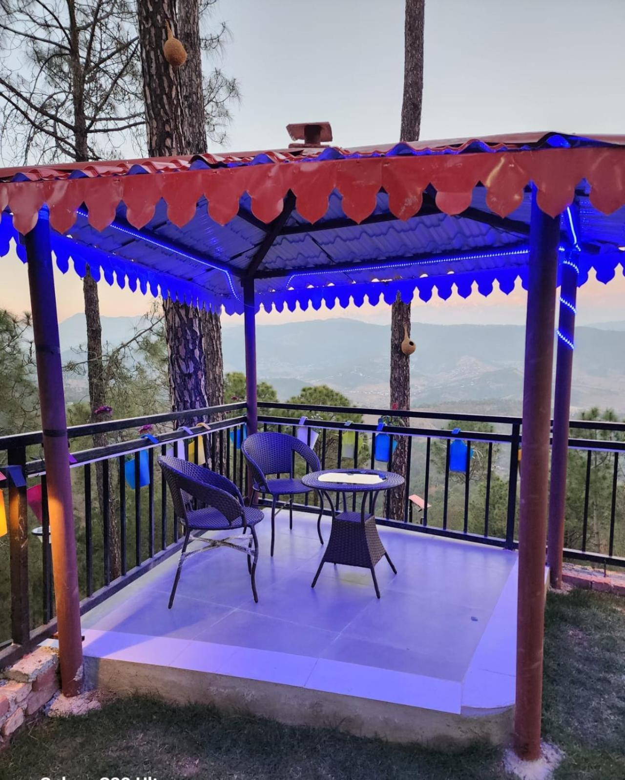Nandini Cottage, A Premium Boutique Homestay Ranikhet Ngoại thất bức ảnh